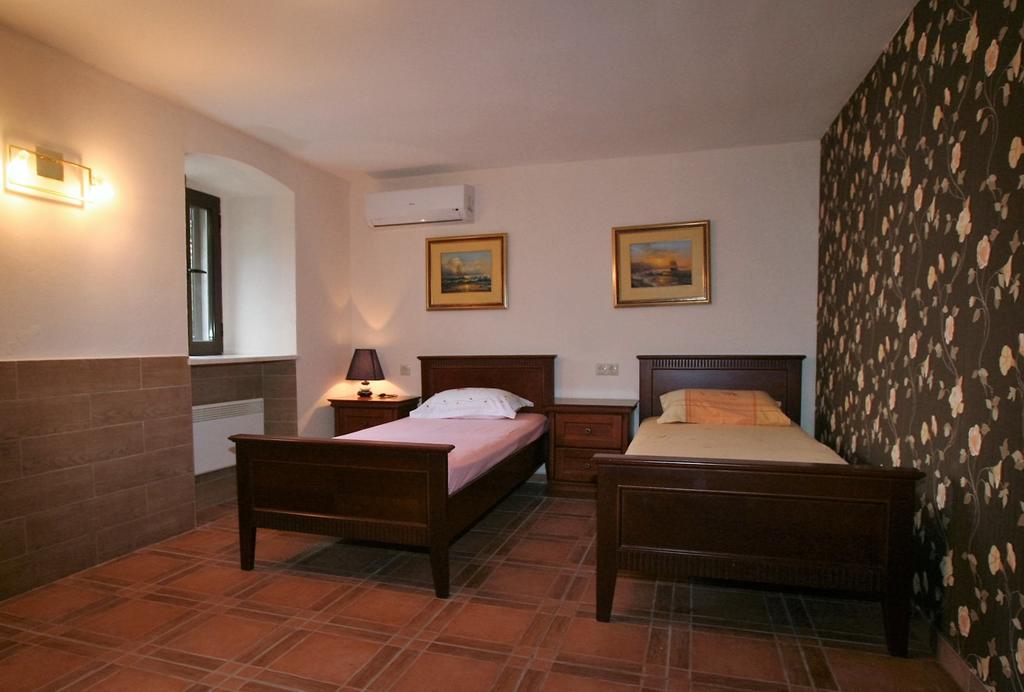 Holiday Home Ametist Котор Экстерьер фото